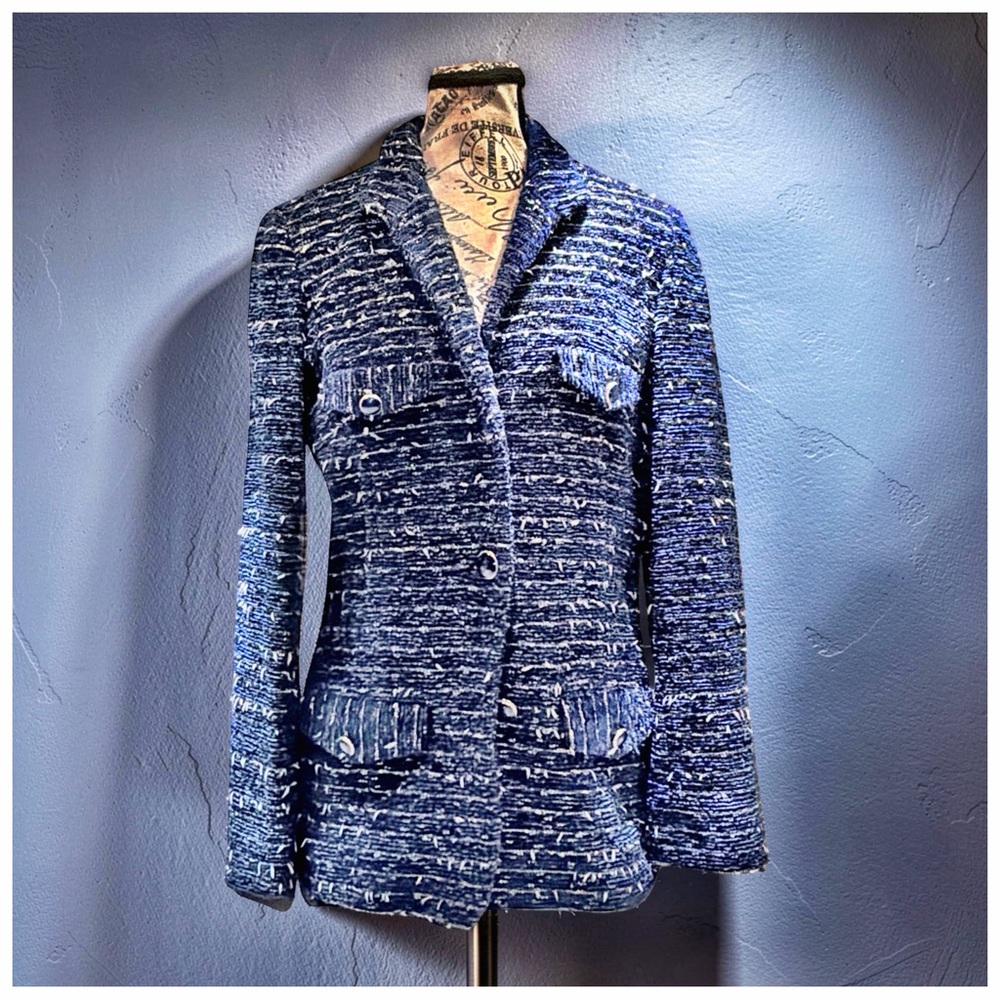 Zenobia Blue Tweed Suit | Chanel-Inspired Textured Blazer & Skirt | Like-New | 8